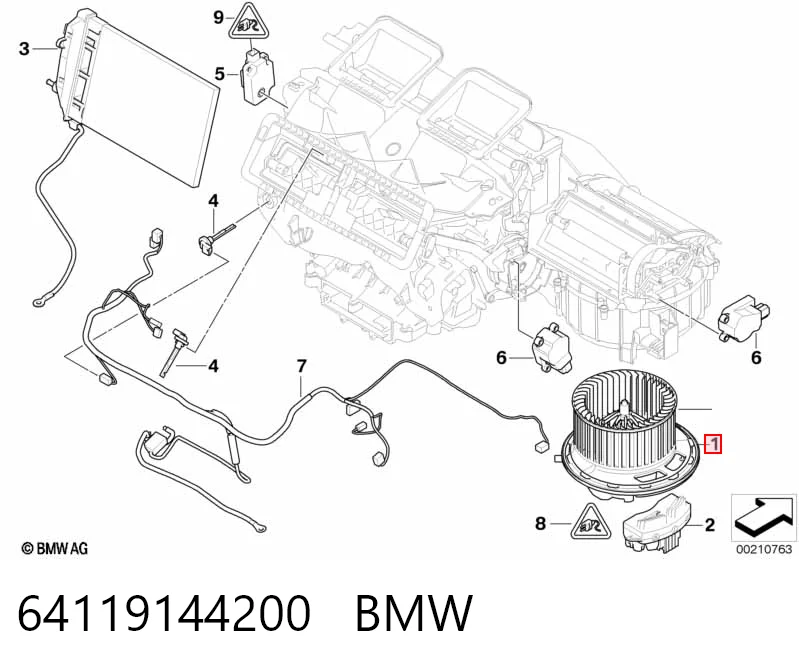 64119144200 BMW Электромотор печки