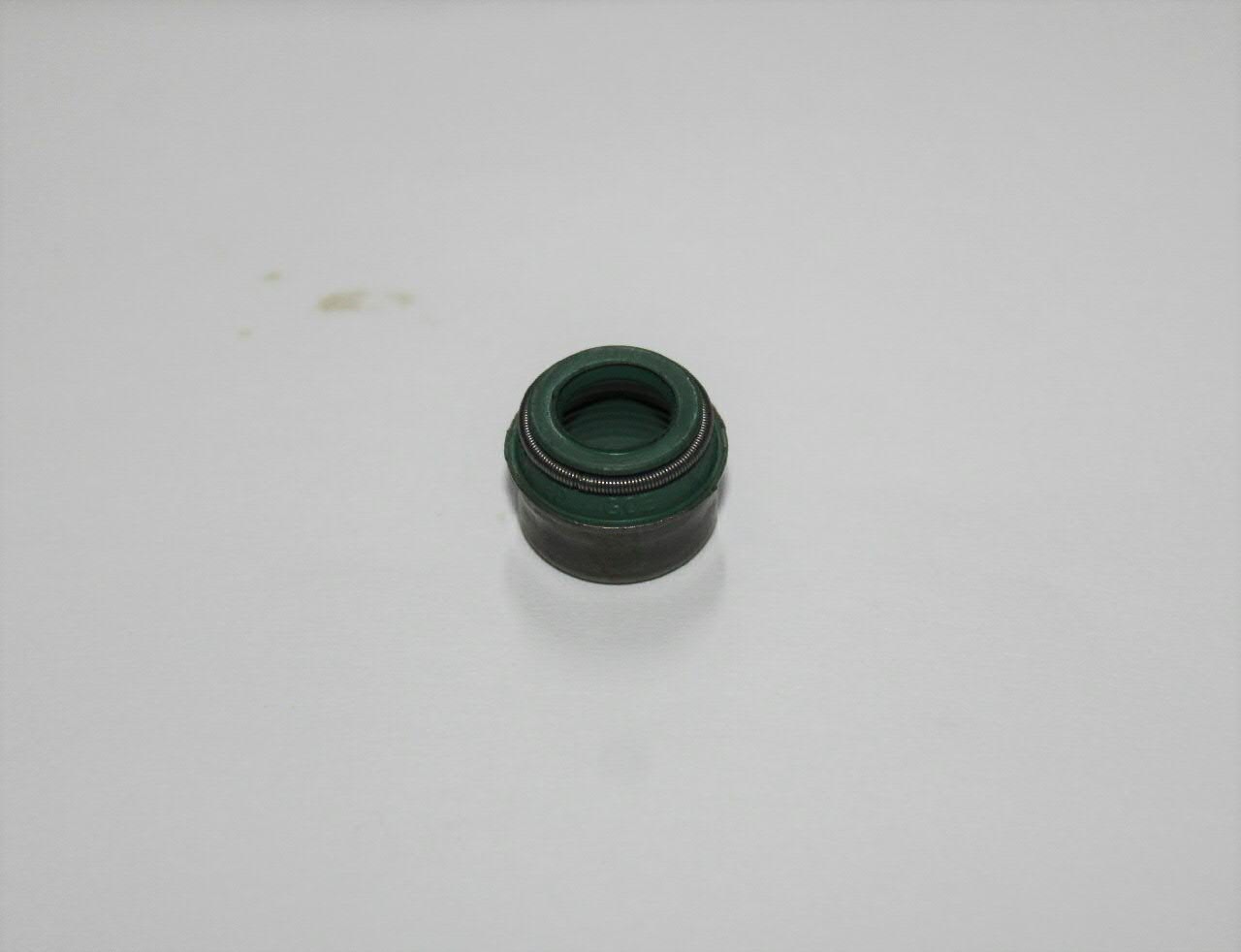Маслосъемный сальник клапана впуск/выпуск VAG 026109675 цена, от 0.47 USD