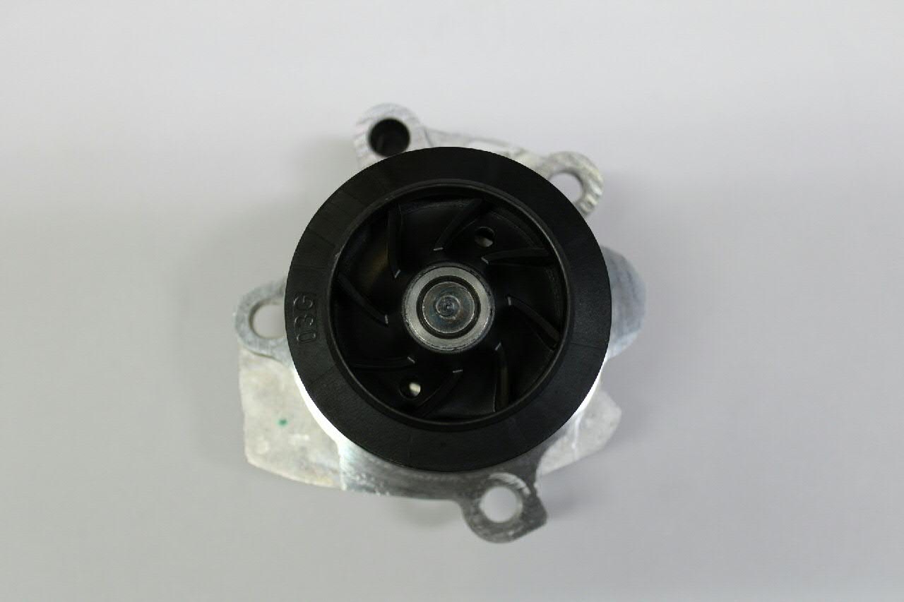 Помпа 03L121011Q VAG