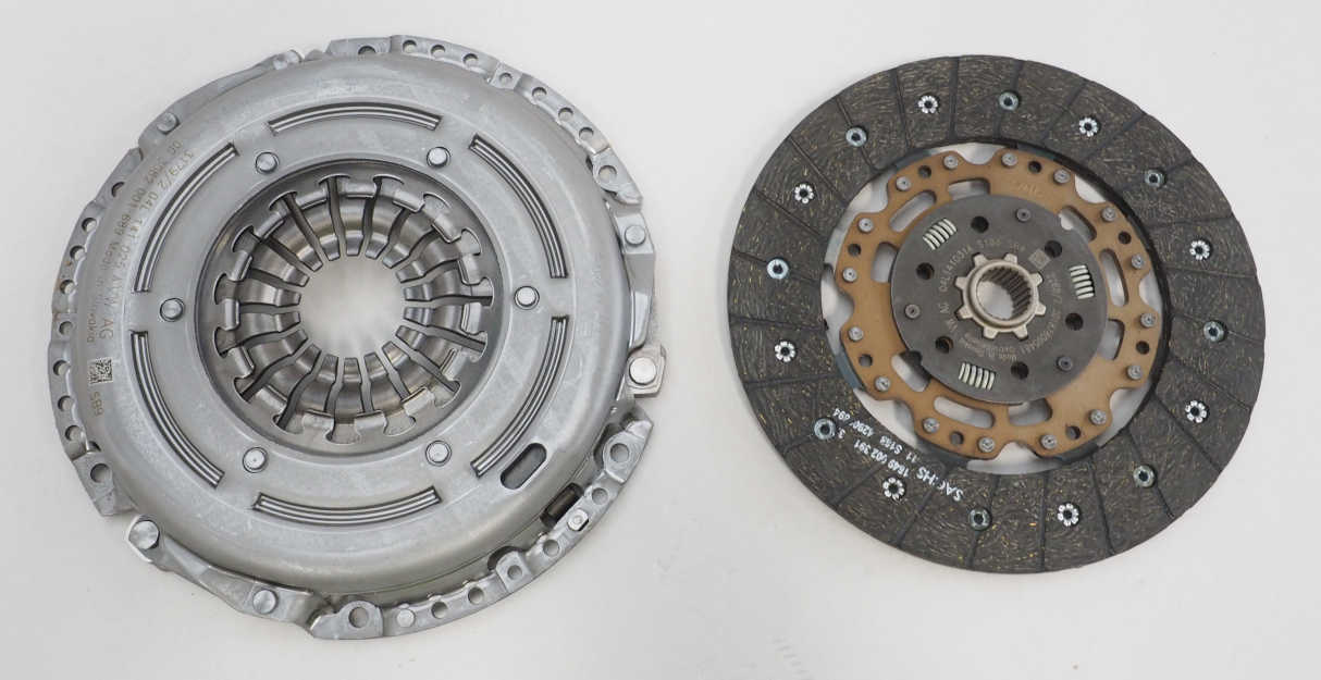 04L141015A VAG Сцепление в сборе