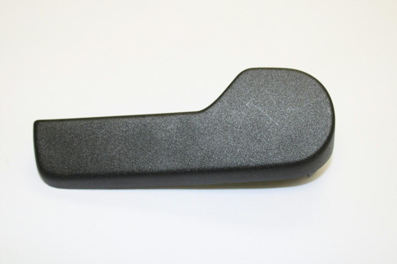 Рычаг открывания капота VAG 1J2823533CC81 цена, от 8.47 USD