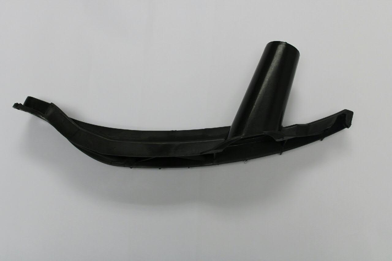 Правое крепление переднего бампера VAG 1K0807890B цена, от 25.96 USD