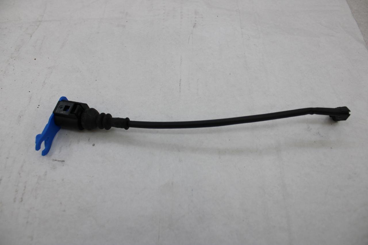 Сигнализатор износ тормозных колодок VAG 2N0615437B цена, от 24.33 USD