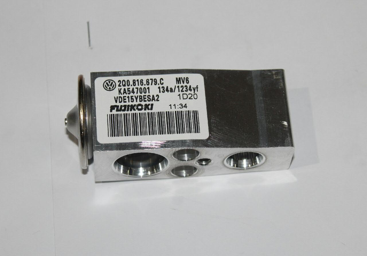 Купить 2Q0816679C VAG Клапан TRV кондиционера
