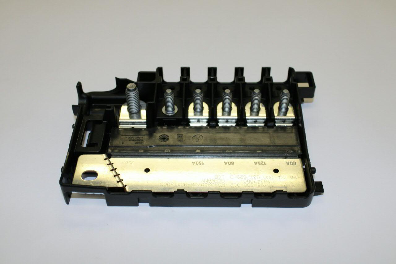 Коробка предохранителей VAG 2Q0937548D цена, от 19.22 USD