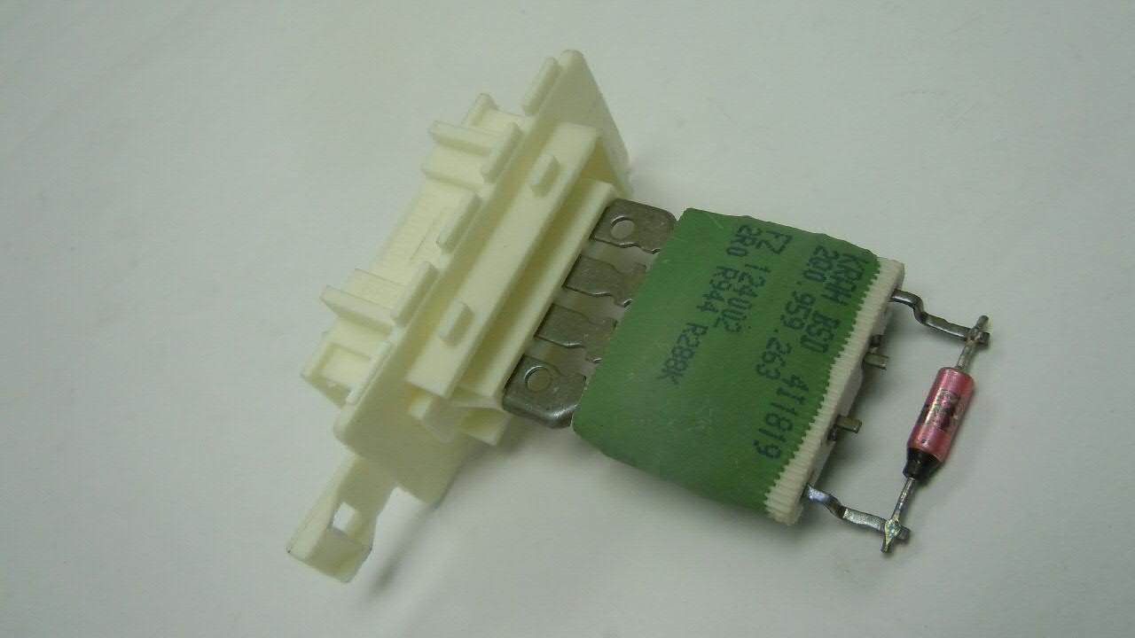Реле отопителя VAG 2Q0959263 цена, от 12.94 USD