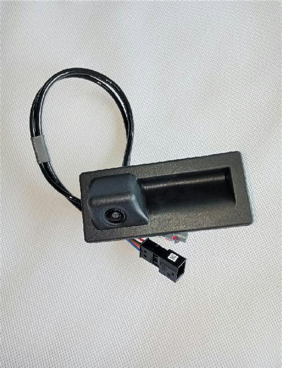 Кнопка привода замка третей/пятой двери VAG 3V0827566L цена, от 23.36 USD