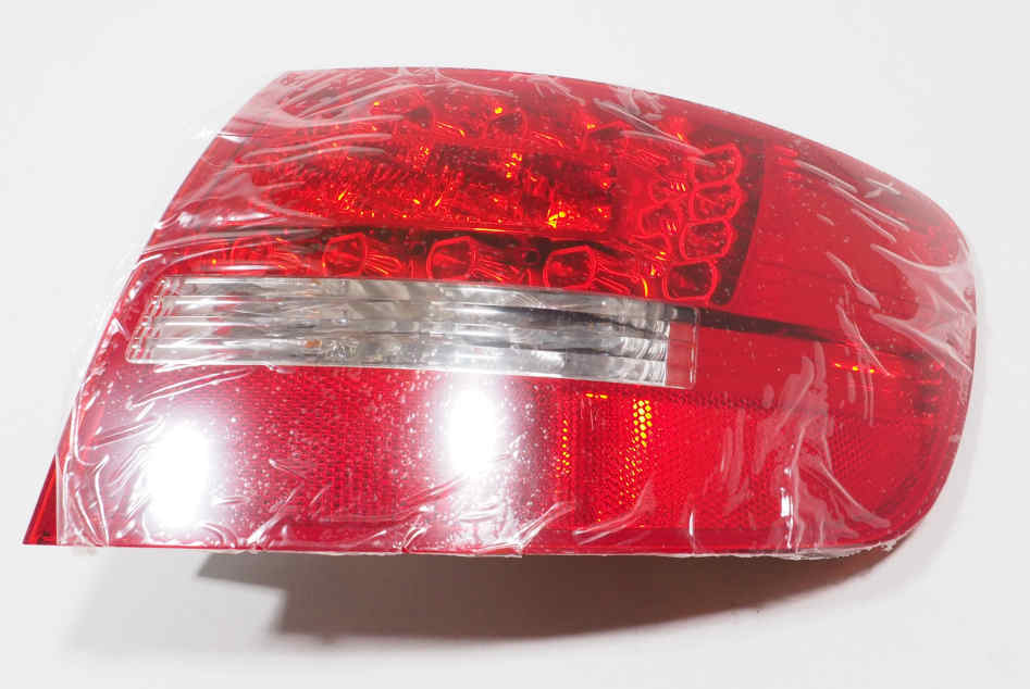 Фара задняя правая внешняя Polcar 133988E цена, от 188.18 USD