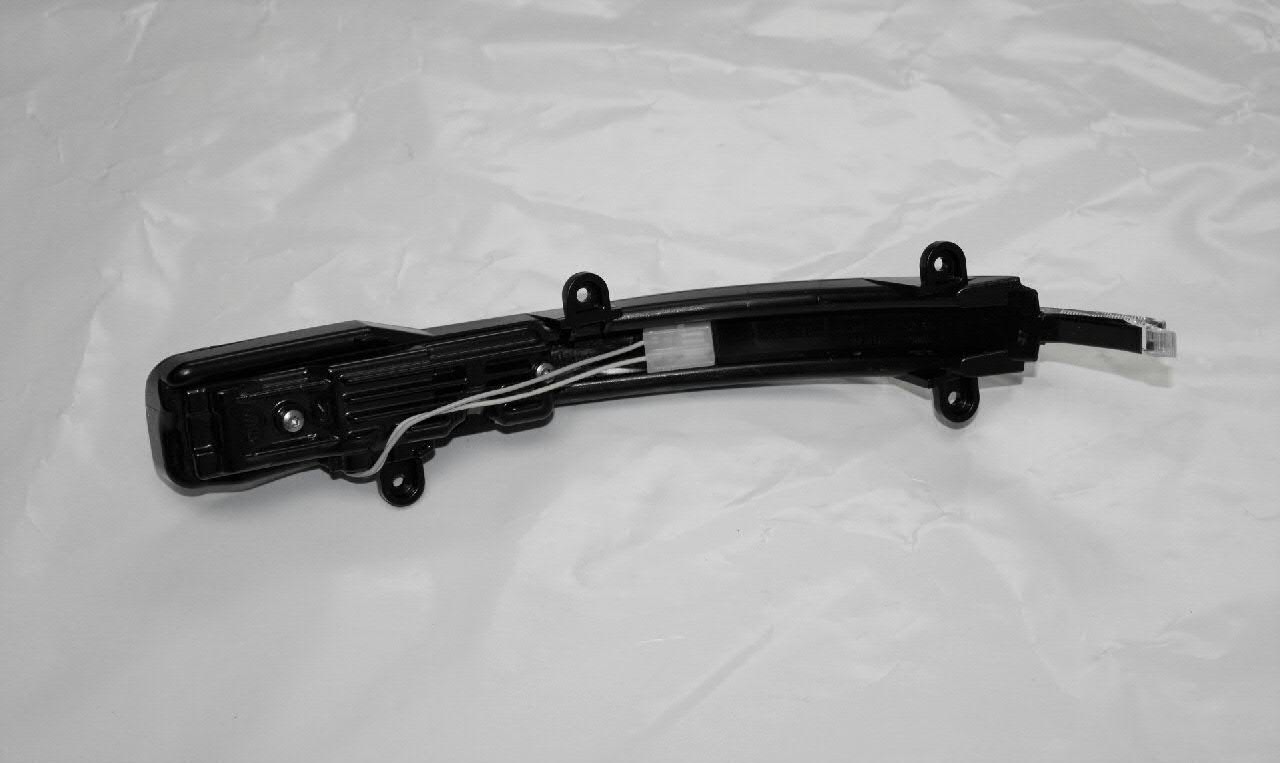 4L0949102C VAG Указатель поворота зеркала правый