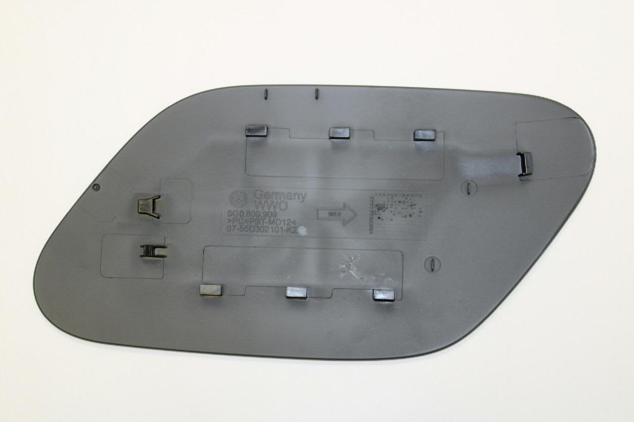 Лючок порта зарядки автомобиля VAG 5G0809909GRU цена, от 43.94 USD