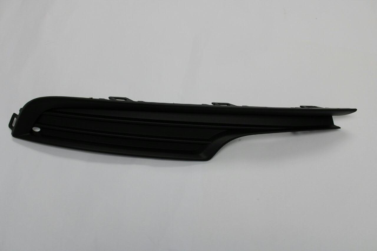 Решетка бампера переднего левая нижняя 95C2275 Polcar