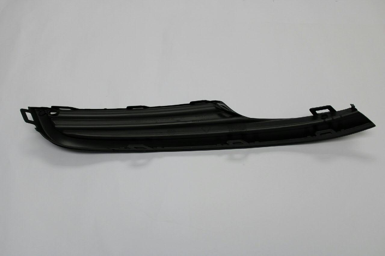 Решетка бампера переднего левая нижняя Polcar 95C2275 цена, от 9.36 USD