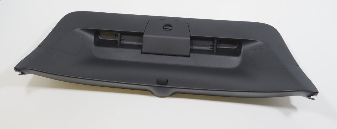 Обшивка-облицовка крышки багажника VAG 5G6867605E82V цена, от 25.34 USD