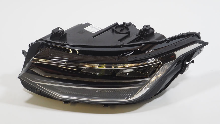 Фара левая Magneti Marelli LPR922 цена, от 564.68 USD