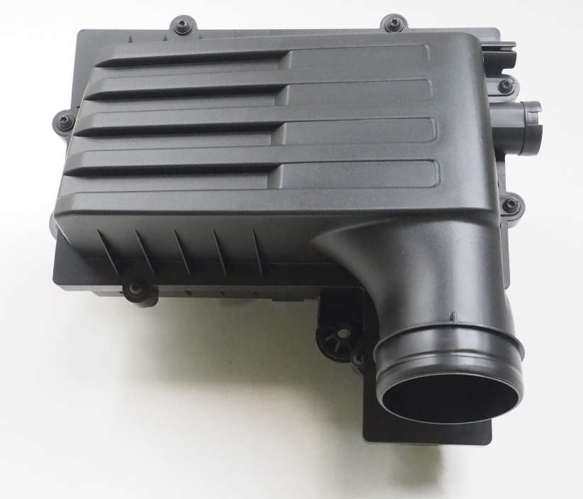 Коробка фильтра на Audi A3  8VS, 8VM