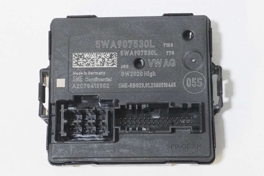 Модуль "Диагностический интерфейс" VAG 5WA907530L цена, от 134.03 USD