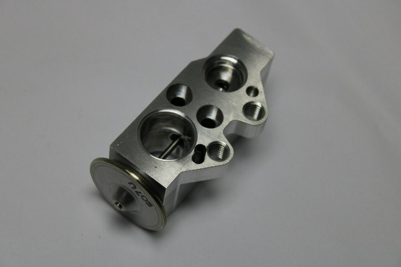 Клапан расширительный VAG 6C0820679 цена, от 43.70 USD