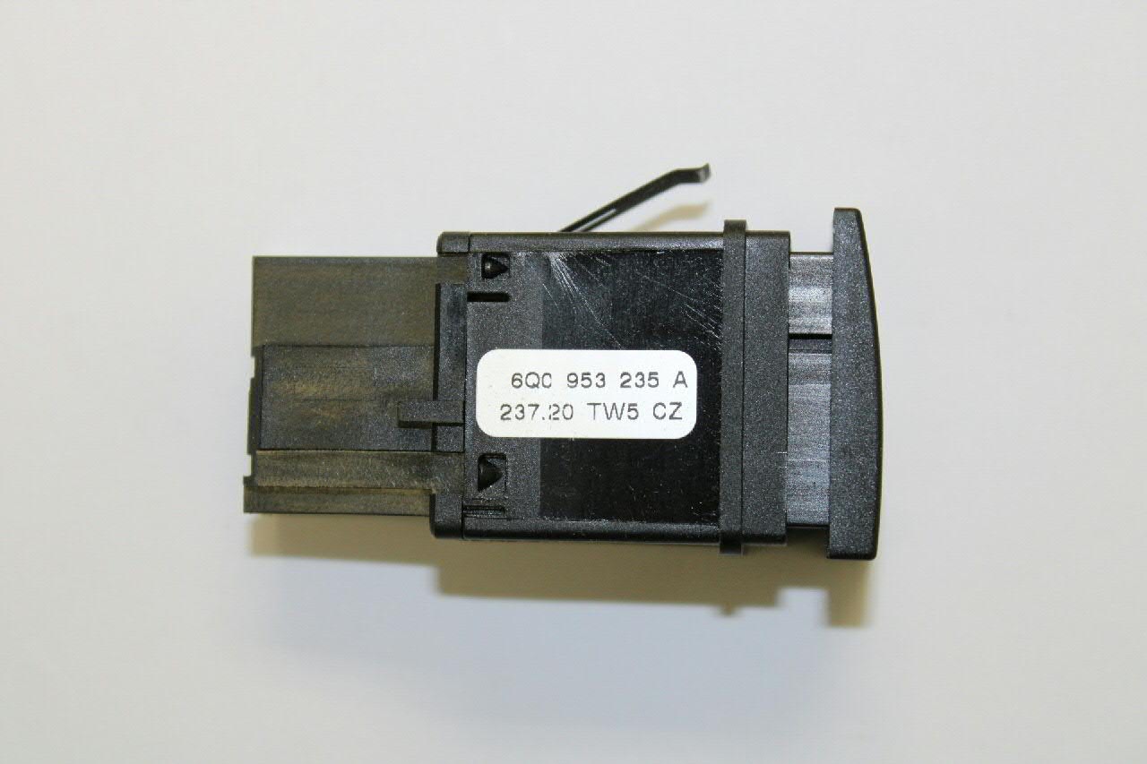 6Q0953235A9B9 VAG Аварийная кнопка