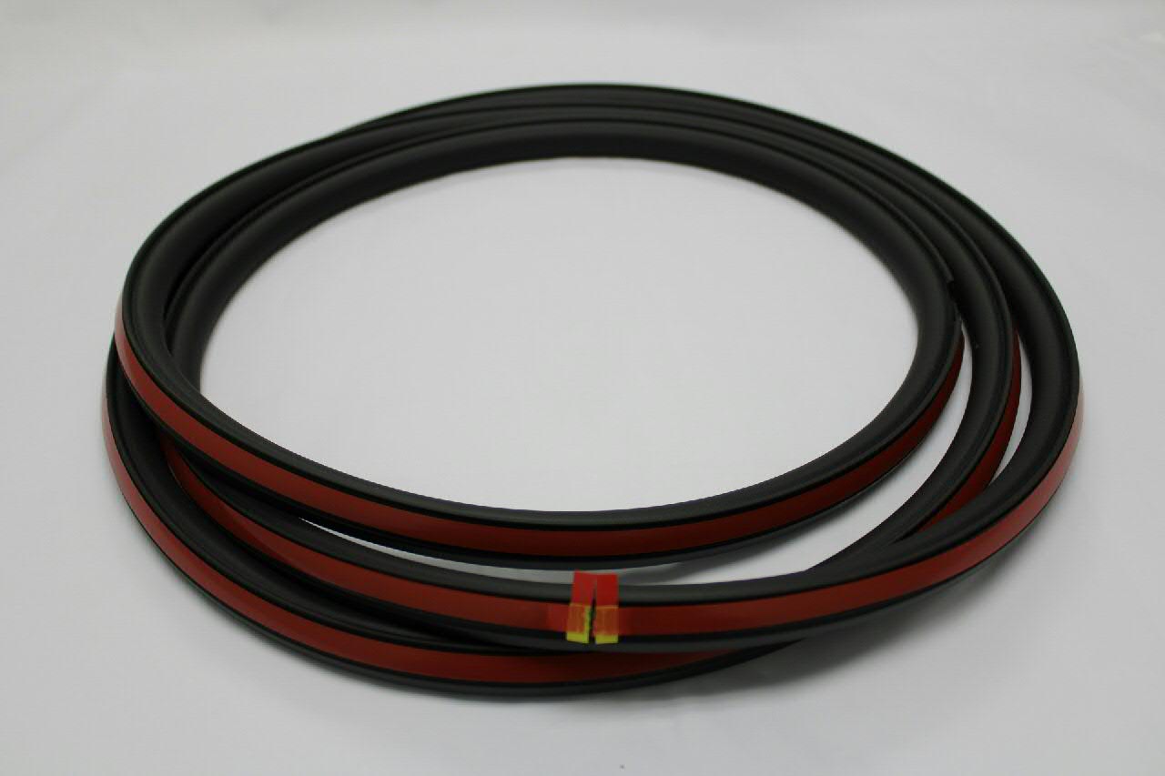 Уплотнитель двери передней правой (на двери) VAG 6Q4837702F5AP цена, от 130.66 USD