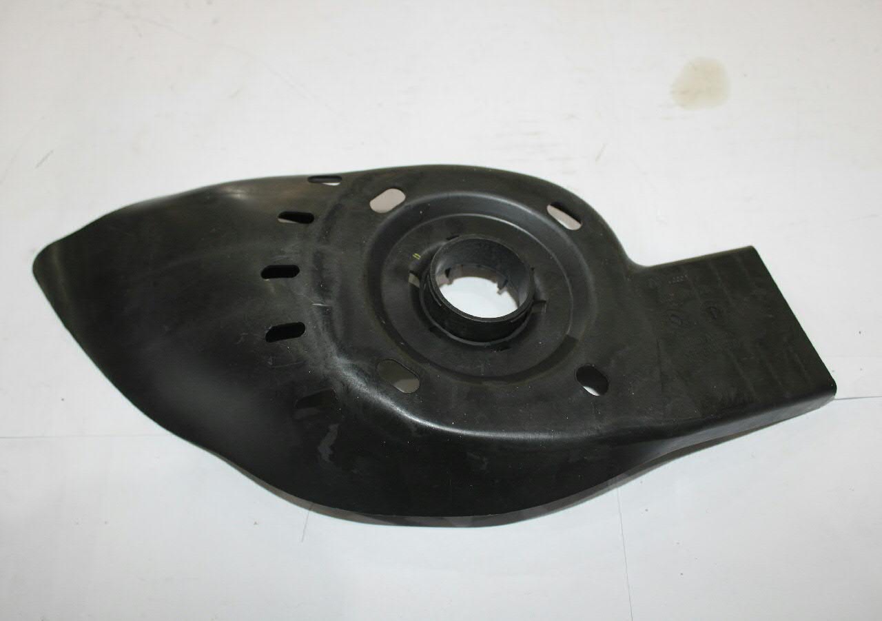 Защита заднего нижнего рычага VAG 6R0511534A цена, от 11.85 USD