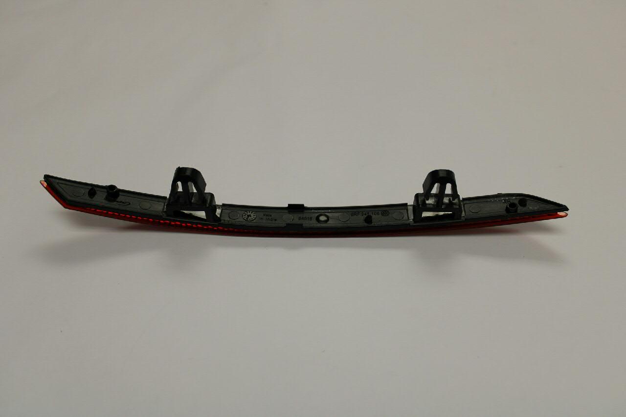 6RF945106 VAG Правый катафот бампера