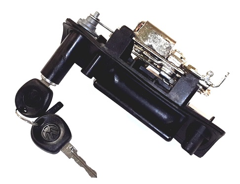 Купить LCC3037 LCC Замок задней двери