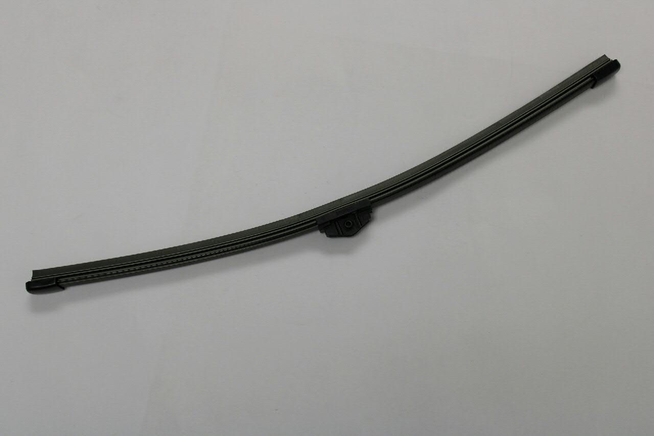 81A955425 VAG Щетка заднего стеклоочистителя