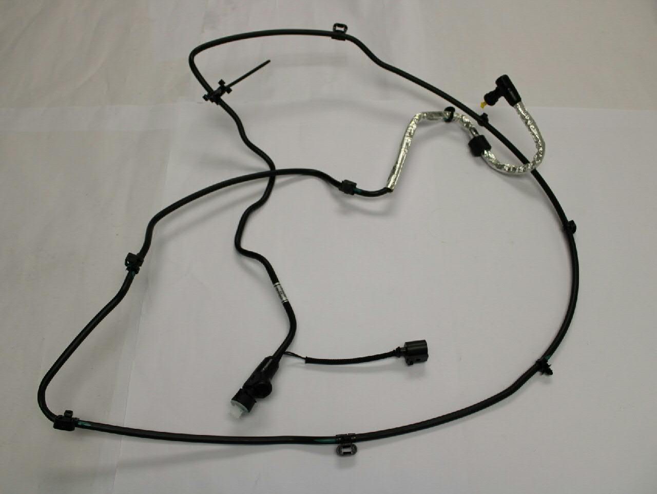 Трубопровод подачи Ad blue VAG 8R0131984AA цена, от 335.84 USD