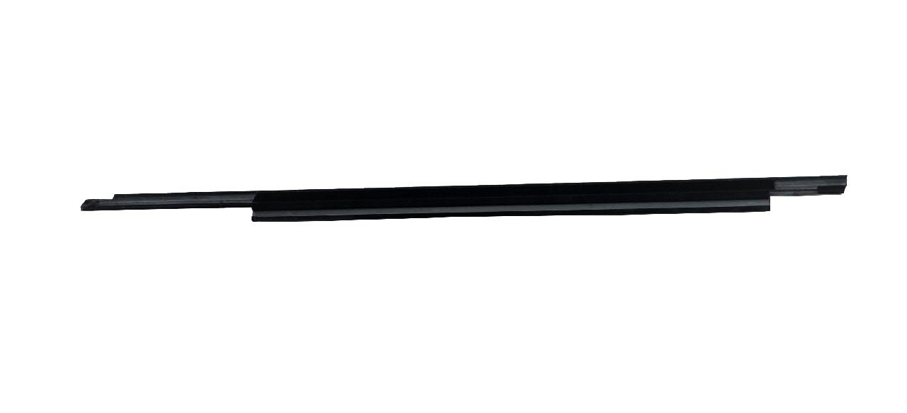 8R0853284E2ZZ VAG Молдинг опускного стекла нижний, двери передней, правой