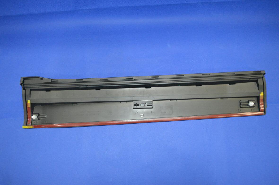 Молдинг двери задней правой VAG 8R0853970BGRU цена, от 25.34 USD
