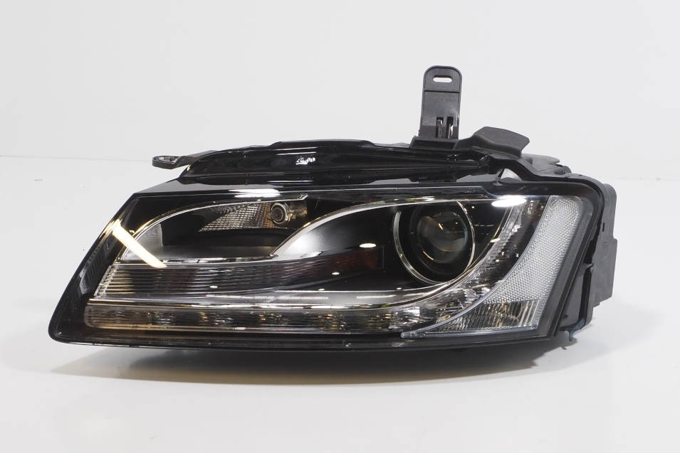 8T0941029AK VAG Фара