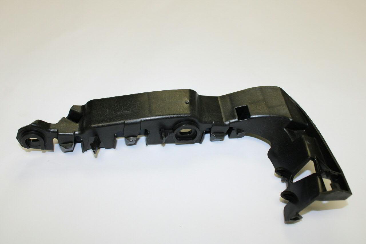 Направляющая переднего бампера правая VAG 8V3807184A цена, от 27.23 USD