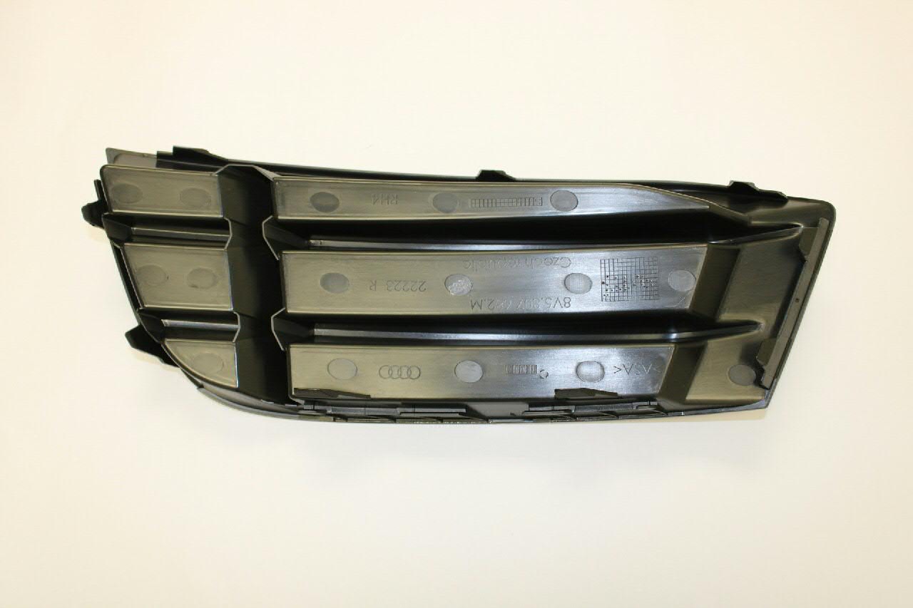 Решетка переднего бампера, правая VAG 8V5807682M9B9 цена, от 14.07 USD