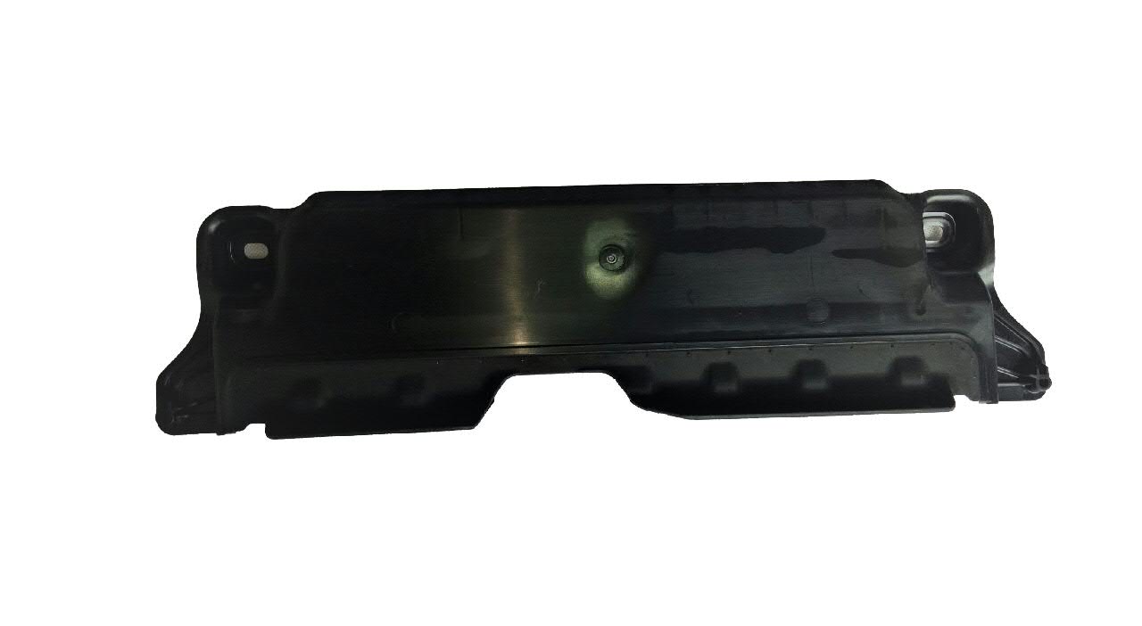 Защита днища задняя левая 8V5825230A VAG