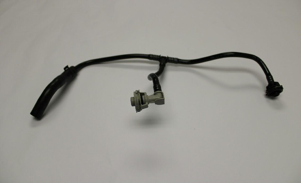 Шланг расширительного бачка верхний VAG 8W0121081AN цена, от 35.20 USD