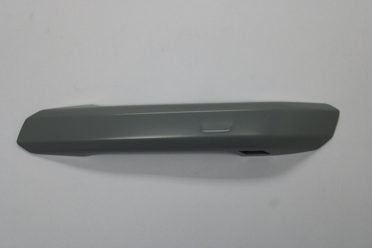 8W0837239GRU VAG Накладка ручки двери