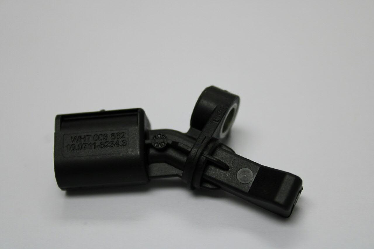 WHT003862 VAG Датчик АБС (ABS) задний, правый